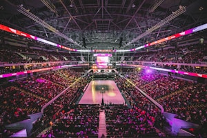 NBA篮球比分 湖人勇士比赛